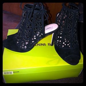 Gianni Bini peep toe heels